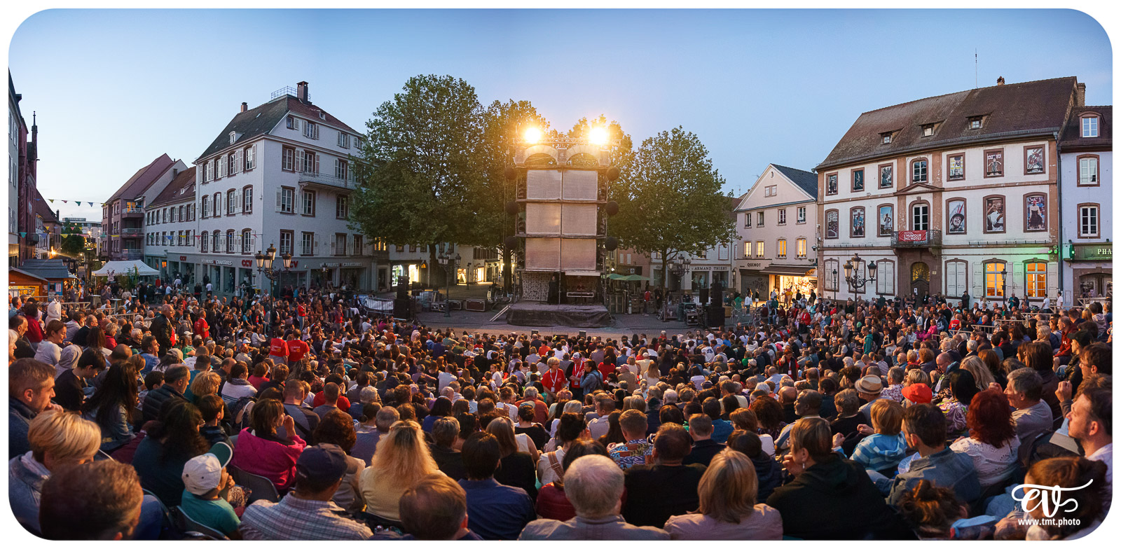 TMTPHOTO LA TORTUE DE GAUGUIN 001